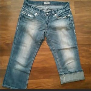 Day trip Capris. Size 27